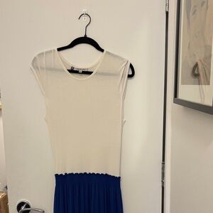 Jennifer Lopez Cream and Blue Maxi Dress